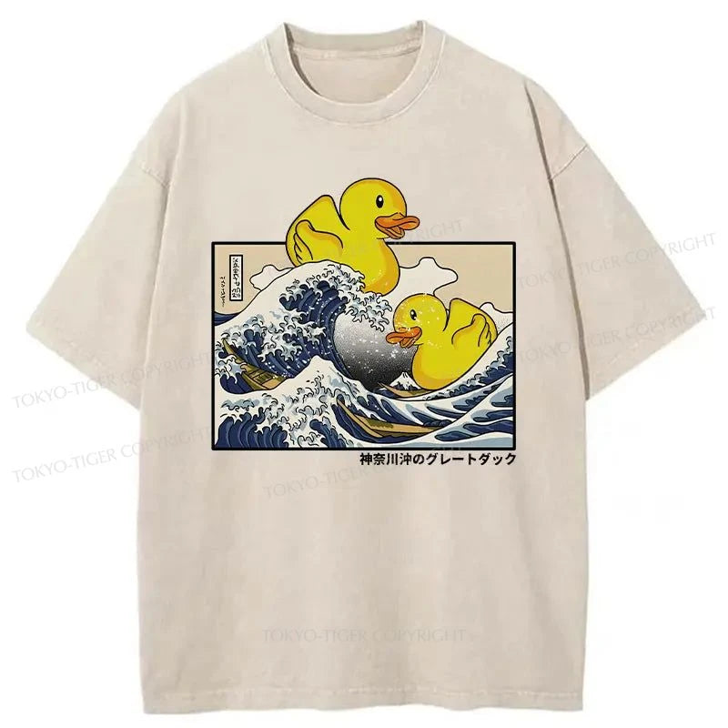 men's t-shirts for casual outings -Tokyo-Tiger Ukiyoe Waves And Cute Yellow Duck Washed T-Shirt